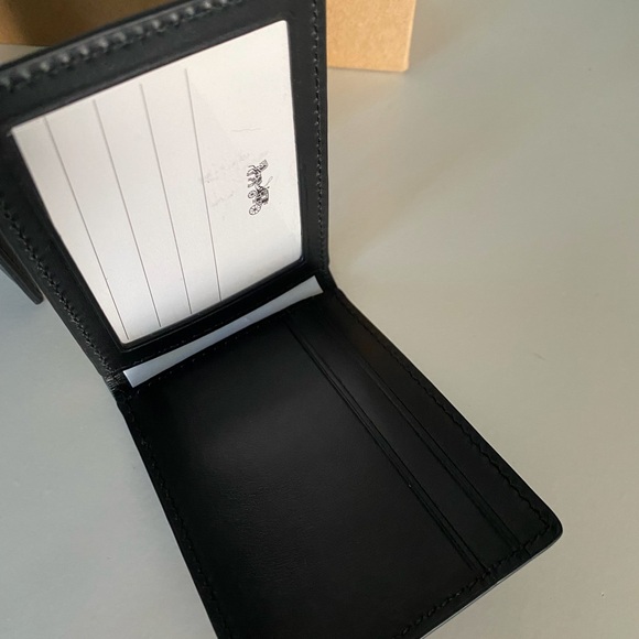 Coach wallet with removable ID card holder - Picture 5 of 5